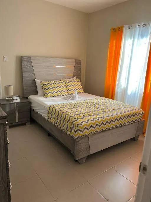 Holiday home The Cozy Haven At Oceanpointe By The Beach Villa Lucea